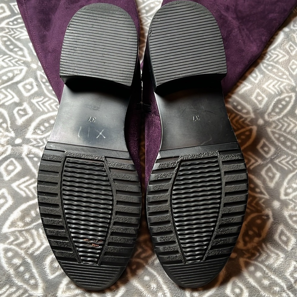 💙Azura 37 Kikapet European Boots. Deep plum,patent toe caps/heels, crystal star. - Picture 8 of 10